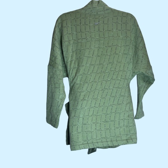 Womens Medium Nike Yoga Therma Fit Reversible Luxe Jacquard Oversized Robe Green - Picture 4 of 8